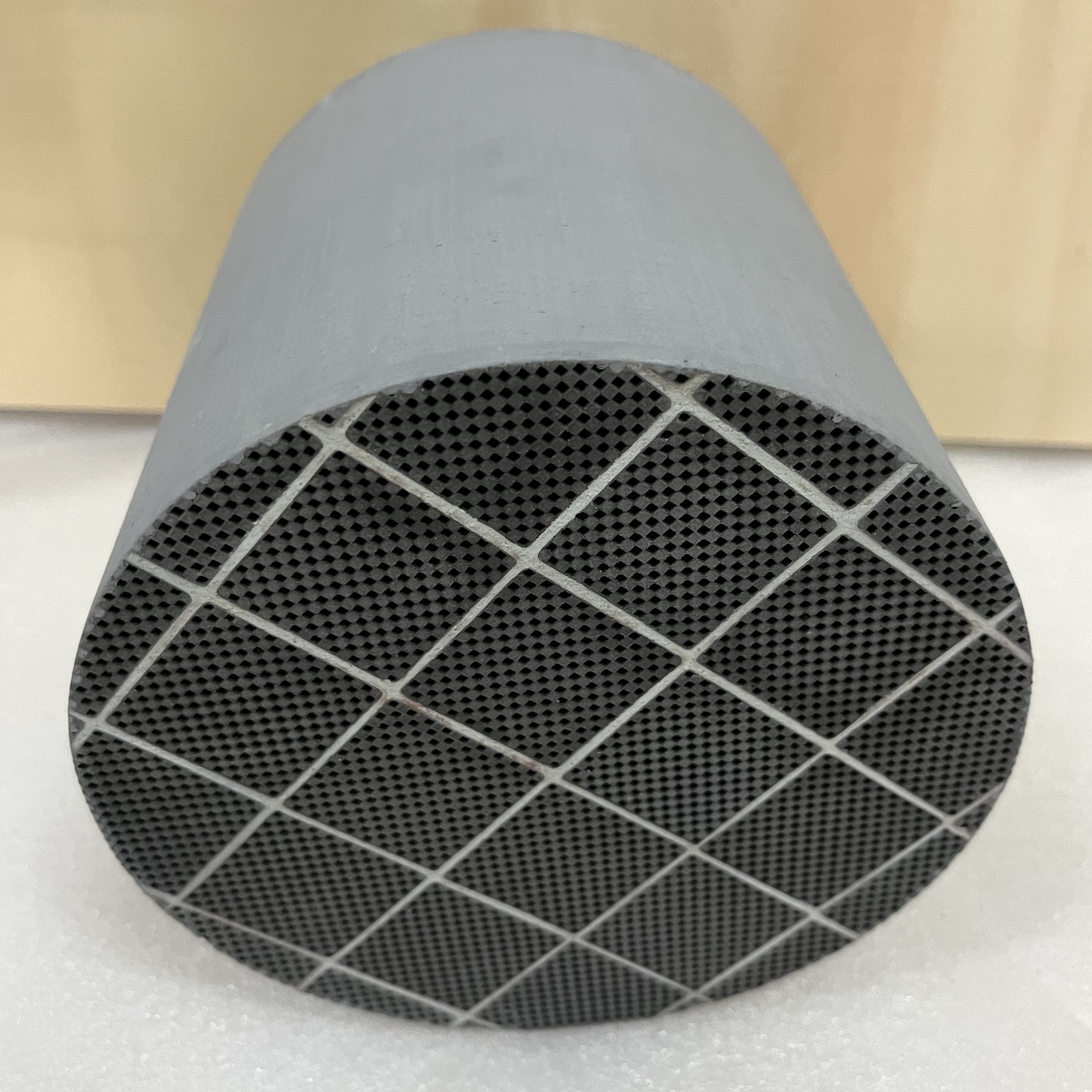 Silicon carbide DPF filter 152*163mm for diesel engine exhaust particulate filter